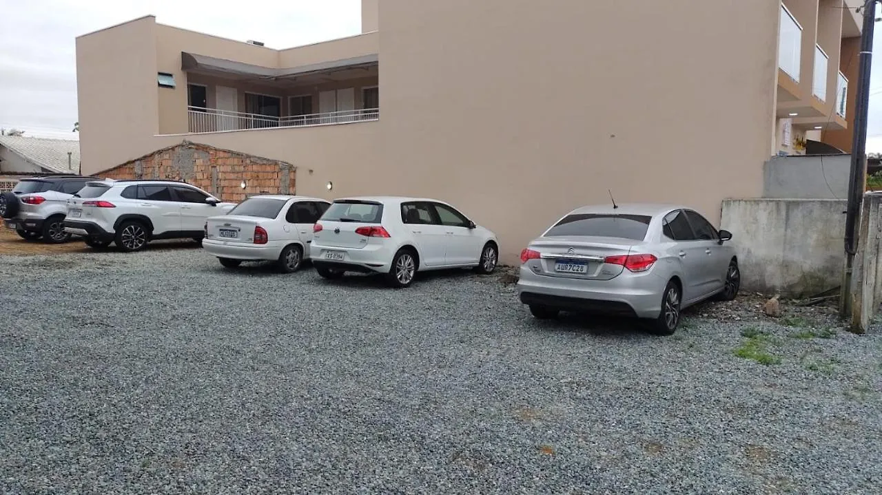 ゲストハウス Pousada Casa Amarela Brisa Parque ペーニャ
