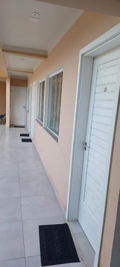 Pousada Casa Amarela Brisa Parque ペーニャ ゲストハウス
