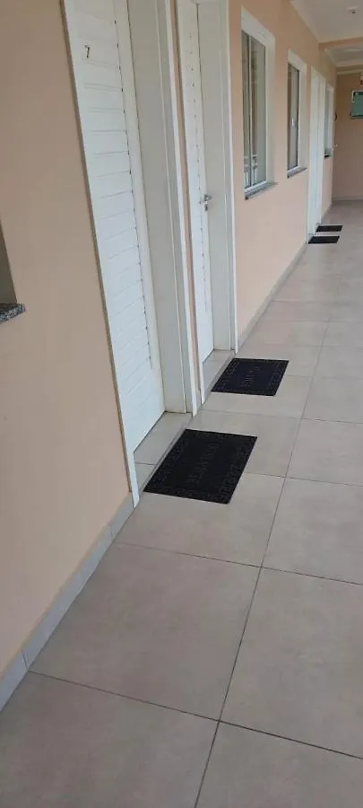 ゲストハウス Pousada Casa Amarela Brisa Parque ペーニャ